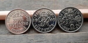 幸せのシックスペンス イギリス ラッキー6ペンス 3枚セット デザインは3種類です。ジョージ王 & エリザベス女王 英国コイン