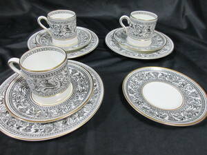 ウェッジウッド フロレンティーン ブラック トリオ デミタスカップ&ソーサ / WEDGWOOD FLORENTINE BLACK グリフィン 黒壺 英国製 