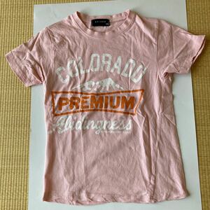 １５０サイズ半袖Ｔシャツ。綿100%。中古品です。使用感あります。身長145-155、胸囲70-78cm。破れ無し、シワあります。