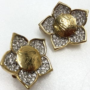 *[ genuine article ]NINA RICCI Nina Ricci Gold ia ring Stone flower gross weight 18g /T07241