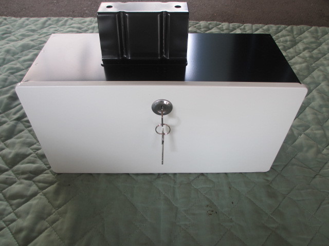 ヤフオク! -「純正工具箱」の落札相場・落札価格
