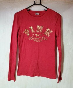 ヴィクトリアシークレット　ロンティー　長袖　赤　ピンク　PINK　ティーシャツ　 ロンT　シャツ