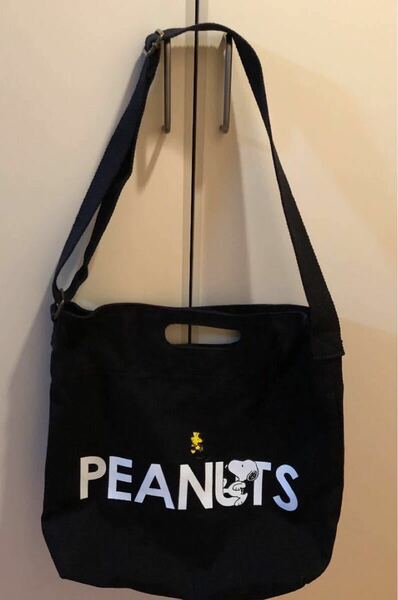 PEANUTSショルダーバック