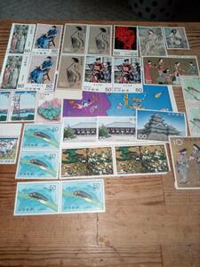 日本　古い記念切手　未使用　30枚ほど
