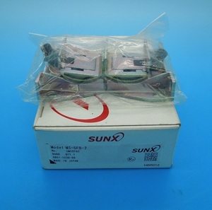 MS-SFB-2　ライトカーテン中間保持金具　SUNX　ランク未使用品