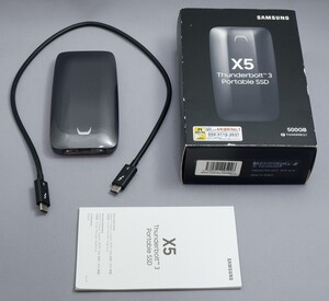 SAMSUNG Portable SSD X5 500GB Thunderbolt3 ポータブルSSD