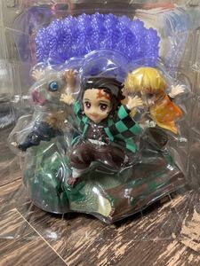 鬼滅の刃 マルチスタンドフィギュア他