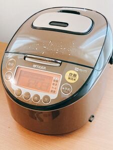 【送料込】2018年製タイガーIH炊飯ジャー 炊飯器5.5合調理機能ありJKT-J100(XT)