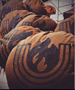 old mountain non sleep cushion 70センチ