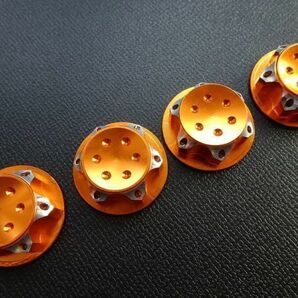 RCホイール六角ナット ナット キャップ カバー 4個入れ 17MM アルミ防塵ナッツ 1:8 オフロード車用 ホイールナット 軽量 耐久性 (黄 )の画像2