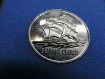 ★ＦＬＹＩＮＧ　ＣＬＯＵＤ　沖縄海洋博記念メダル★　　Ｕ，Ｓ，Ａ　　ＥＸＰ０’７６　　ＯＫＩＮＡＷＡ　　新品・未使用_画像3