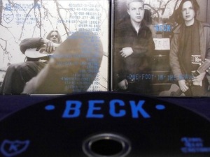 33_00772 One Foot In The Grave / Beck(ベック)　※国内盤