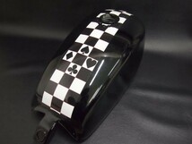 カワサキ 250TR タンク デカール ステッカー チェッカーライン 赤系 decal バイクカスタム カスタムステッカー_画像4