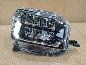 【美品】ダイハツ タフト LA900S LA910S 右ヘッドライト LED KOITO コイト 100-6907D 打刻印:FR【R4-1795C-CA】