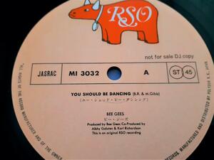 美盤　Bee Gees ビー・ジーズ　You Should Be Dancing　国内盤 貴重盤 12” シングルレコード 　：　RSO MI 3032