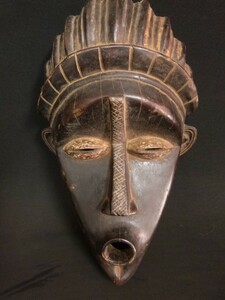  Dan mask / Africa / antique / mask / tree carving / sculpture / tree carving goods / mask / race / hand made / next day shipping 