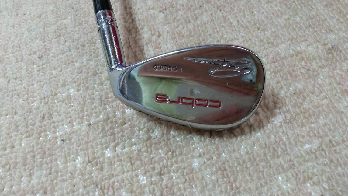 人気 奇跡の逸品 グレッグノーマン コブラキャディーバック 11インチ