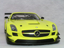 ● 1/18 メルセデス ベンツ 〓 SLS AMG GT3 / イエロー 〓 Mercedes-Benz_画像8
