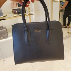 FURLA フルラ 2way 黒　ショルダーバッグ　マエ mae 