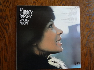 ベストコレクション　美盤　シャーリー　バッシー SHIRLEY　BASSEY　大型ポスター未使用付き