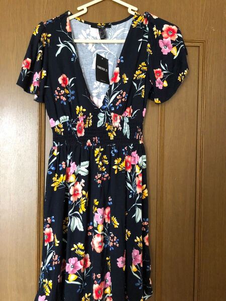 フォーエバー21 花柄 ワンピース トップス Forever21
