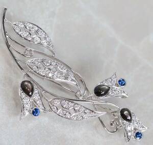 K18 WG shell sapphire diamond ... carving brooch combined use pendant top Mill strike .750 Mill gray n