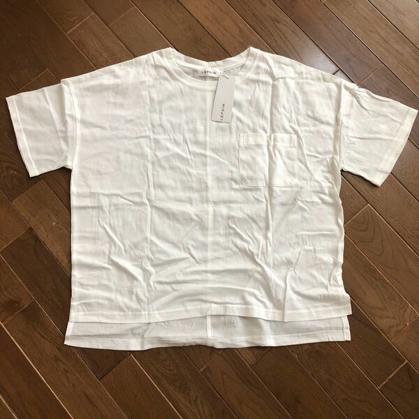 白Tシャツ☆フリーサイズ　新品未使用　レプシム