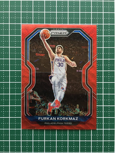 ★PANINI 2020-21 NBA PRIZM #160 FURKAN KORKMAZ［PHILADELPHIA 76ERS］ベースカード「BASE」RUBY WAVE パラレル版★