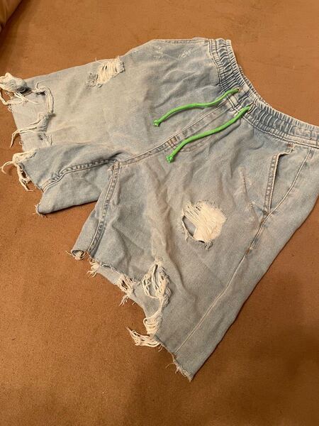 Bershka ハーフパンツ ショート 短パン ダメージ ビンテージ ハーパン