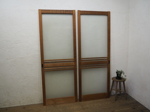 taU300*[H177cm×W65,5cm]×2 sheets * Showa Retro . taste ... old tree frame glass door * fittings sliding door sash old Japanese-style house block shop Cafe L under 