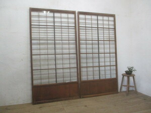 taP422*[H176,5cm×W89cm]×2 sheets * retro taste ... old wooden glass door * fittings sliding door sash old Japanese-style house block shop L under 