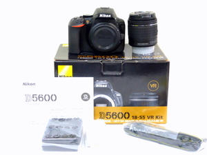 【8592】 新品 Nikon ニコン D5600 18-55 VR キット 一眼レフ デジカメ 長期保証期限内