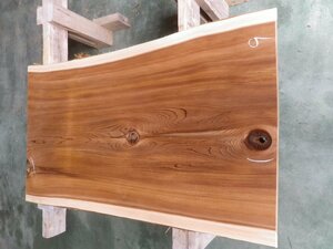 長130*幅74-77*厚4.6　杉9の木材木工材,一枚板自然木無垢材ＤＩＹ　テーブル天板　スギ