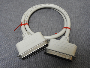 サンワサプライ KB-SCC06 SCSIケーブル アンフェノールフルピッチ50pin 0.6m