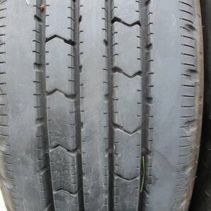 ２１５／６５Ｒ１５ １１０／１０８ＬＴ ブリジストン Ｒ２０２ ２０１７年製 ４本 小型トラック キャンピングカーの画像2