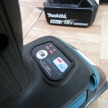 【makita/マキタ】18V充電式インパクトレンチ　TW181D 5.0Ahバッテリー×2 充電器 ライトつかない 格安スタート_画像5