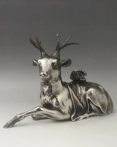 日本貿易金工　名人造　義光　作　刻印　銀製玄鹿坐香炉置物　約1578g