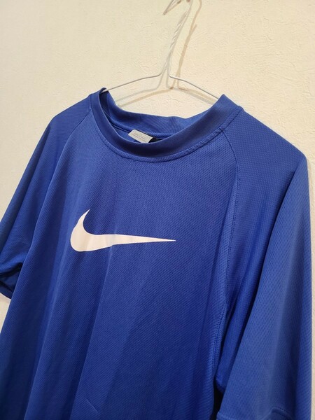 NIKE　古着　Tシャツ　Mサイズ