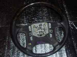 * 4B4194W Volvo V40 steering wheel steering wheel 251030JJ