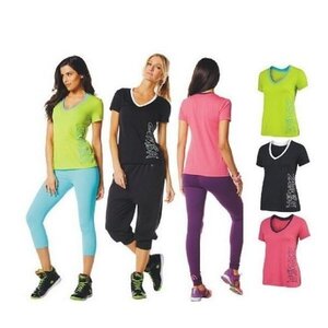 ZUMBAウェア/ヨガフィットネスエアロダンスTシャツ 二色