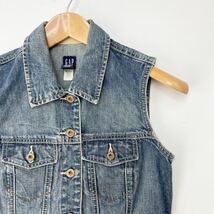 ギャップ ☆ GAP デニム ベスト デニムベスト レディース XS アメカジ スタイル不問の万能トップス【合わせやすい自然な風合い♪】■AH107_画像4