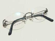 新品　FENDI　フェンディ　日本製　ブランド　メガネ　眼鏡　高級感　上品　ツーポイント　シルバー　スモーキークォーツ　軽い　綺麗_画像7