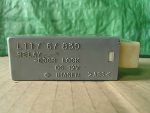 [2482] Heisei era 14 year SYE6T Titan door lock relay L117 67 830