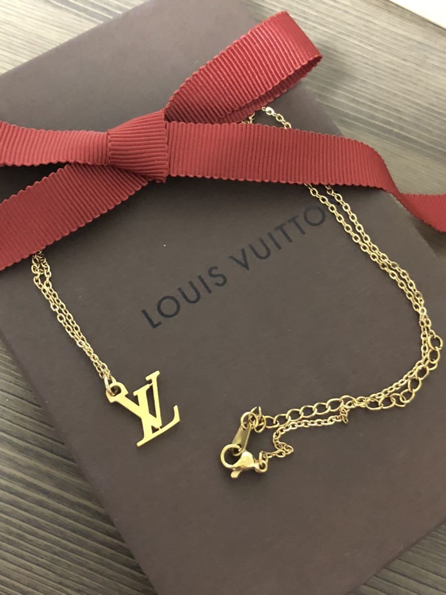 限定激レア】Louis Vuitton シルバー チャーム ネックレス 【名入れ