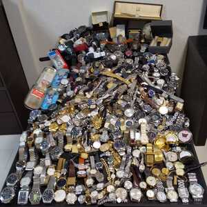 腕時計大量まとめて SEIKO CITIZEN G-SHOCK RADO WALTHAM TECHNOS dunhill DIESEL NIXON BURBERRY DW CKほかアンティーク時計含む合計420個