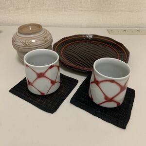 ペアお茶セット(湯呑×2、畳風コースター×2、菓子皿×1、茶こぼし×1)