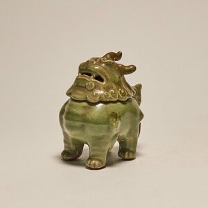 獅子 香炉 青磁 明時代 龍泉窯 時代物 中国古玩 骨董 中国美術