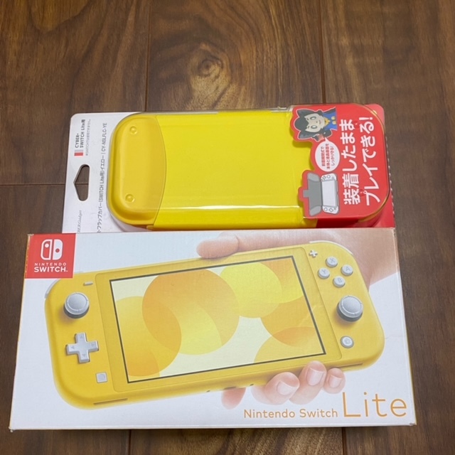 Å動作快調【任天堂 Nintendo Switch Lite イエロー 通電・動作確認済 