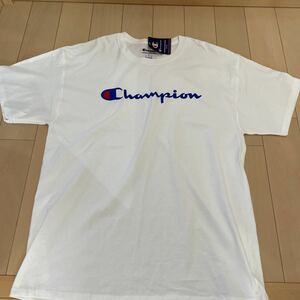 送料無料　未使用　難あり　Champion チャンピオン　Tシャツ Lサイズ　日本サイズXL 白　ロゴプリント　メンズ