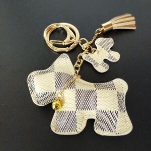 キーホルダー 犬 ワンちゃん チェック柄 市松模様 バッグチャーム 鍵 かわいい ノーブランド